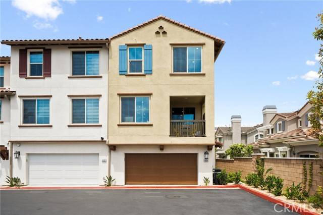 Huntington Beach, CA 92648,19101 Bluewave CT