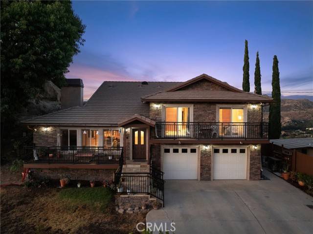 Simi Valley, CA 93063,956 Crown Hill DR