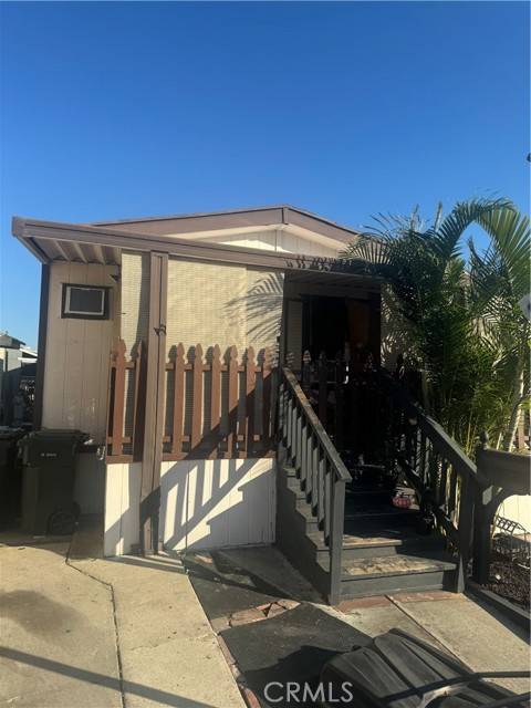 Fullerton, CA 92833,1850 Orangethorpe Avenue 25