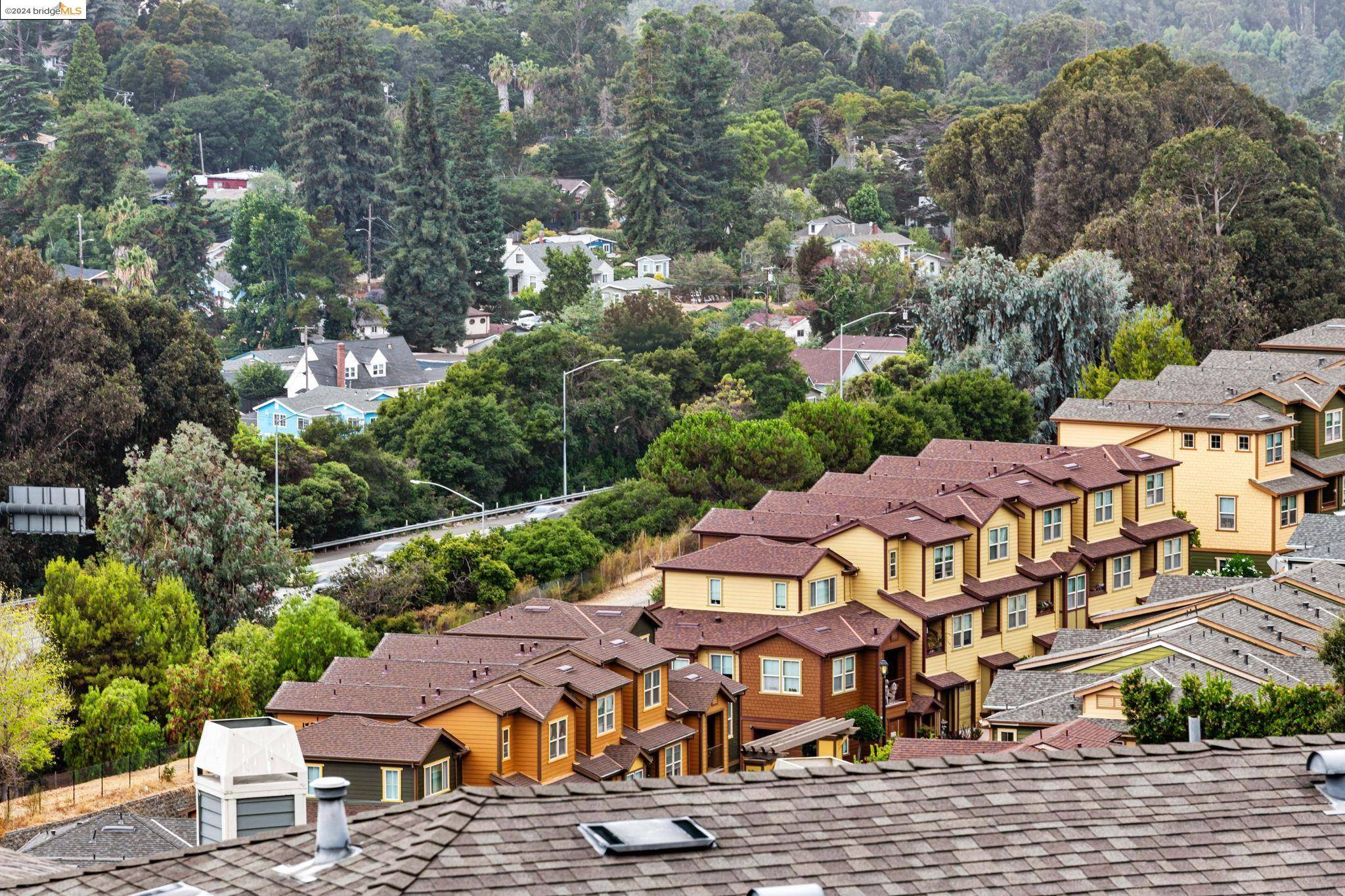 Oakland, CA 94605-3306,6022 Old Quarry LOOP