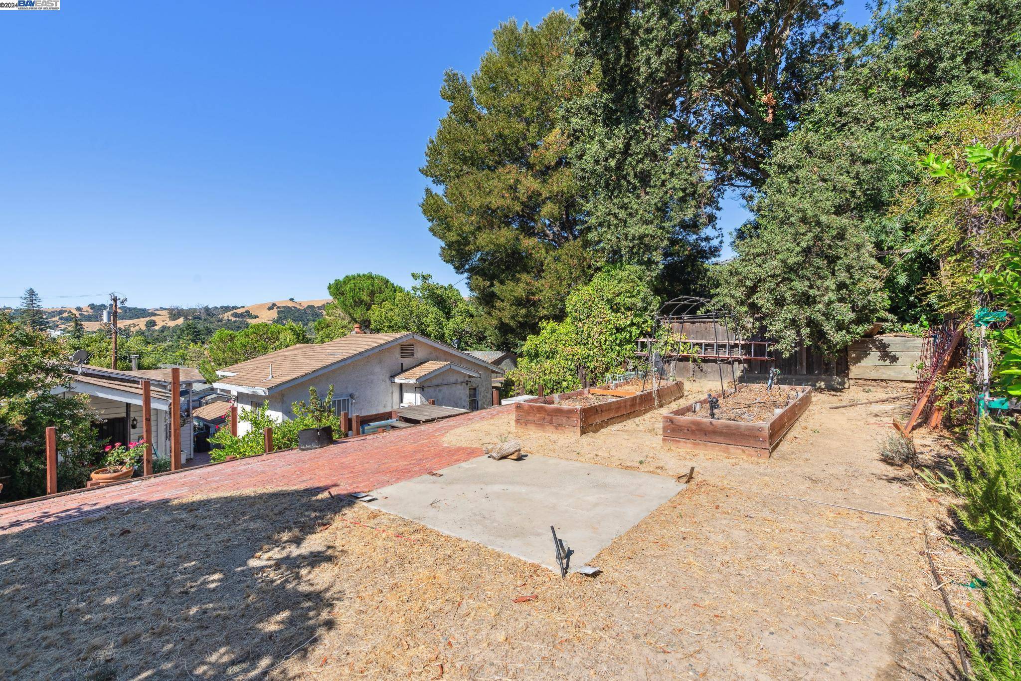 Martinez, CA 94553,1549 AZALEA AVE