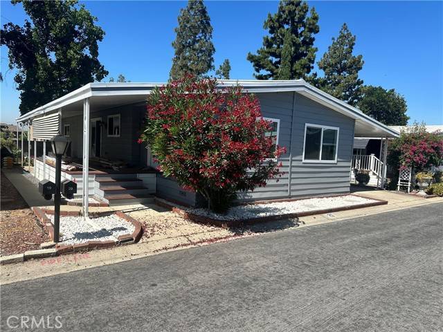 La Verne, CA 91750,3945 Bradford ST 20