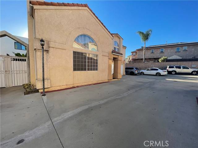 Panorama City, CA 91402,14411 Nordhoff ST J