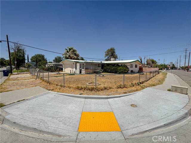 Lancaster, CA 93534,1003 W Avenue J6