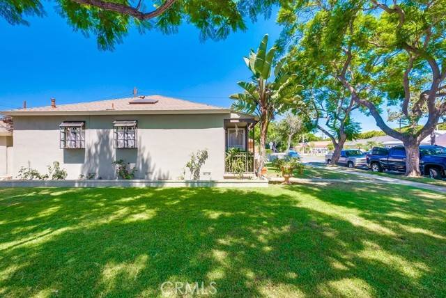 Paramount, CA 90723,14617 Castana AVE