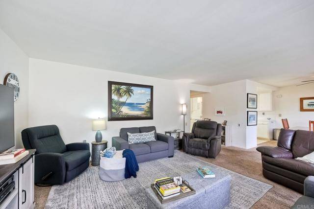 Laguna Woods, CA 92637,3168 Via Vista B