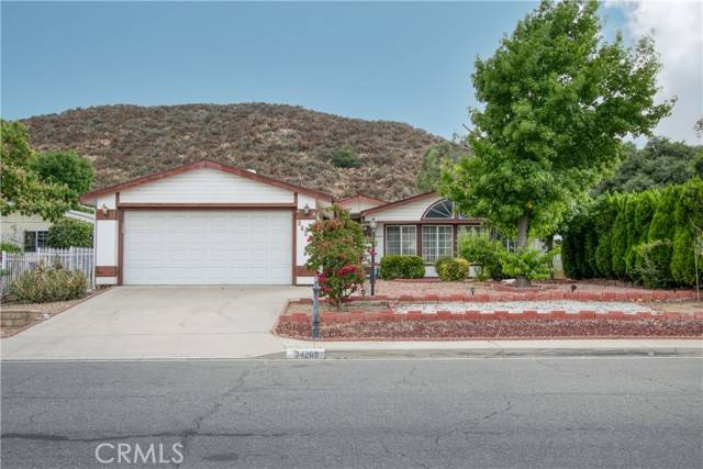 Wildomar, CA 92595,34269 Olive Grove RD