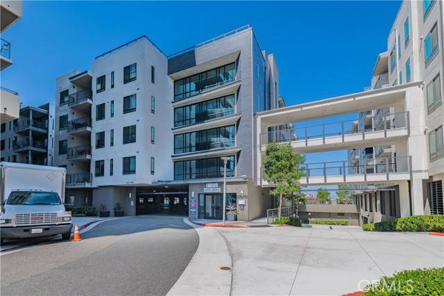 Irvine, CA 92612,2540 Nolita