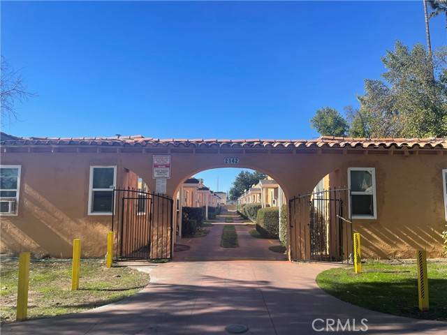 San Bernardino, CA 92405,2142 N Arrowhead AVE