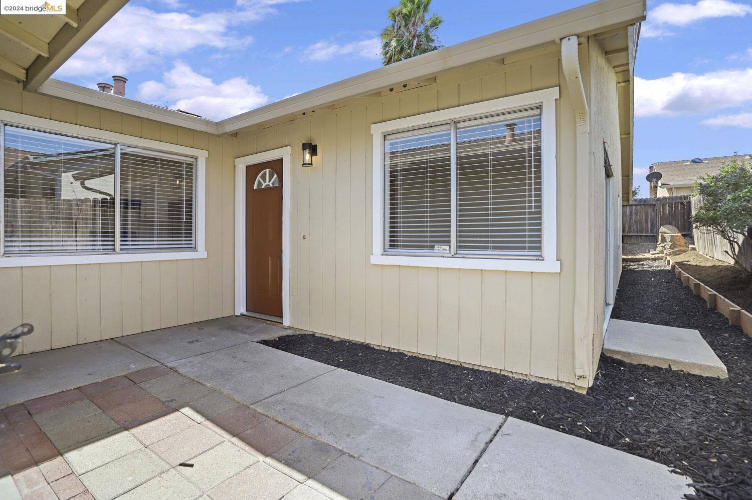 Antioch, CA 94509,1727 Linden WAY