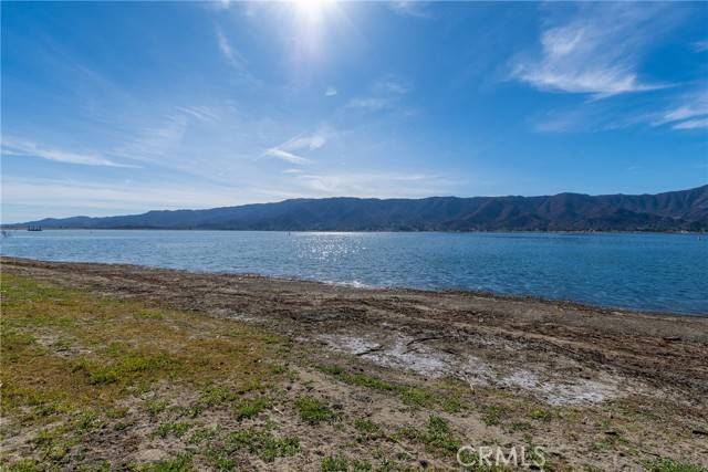 Lake Elsinore, CA 92532,0 Lakeshore DR