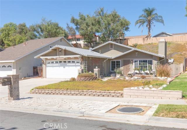 Corona, CA 92878,974 Blossom Hill DR