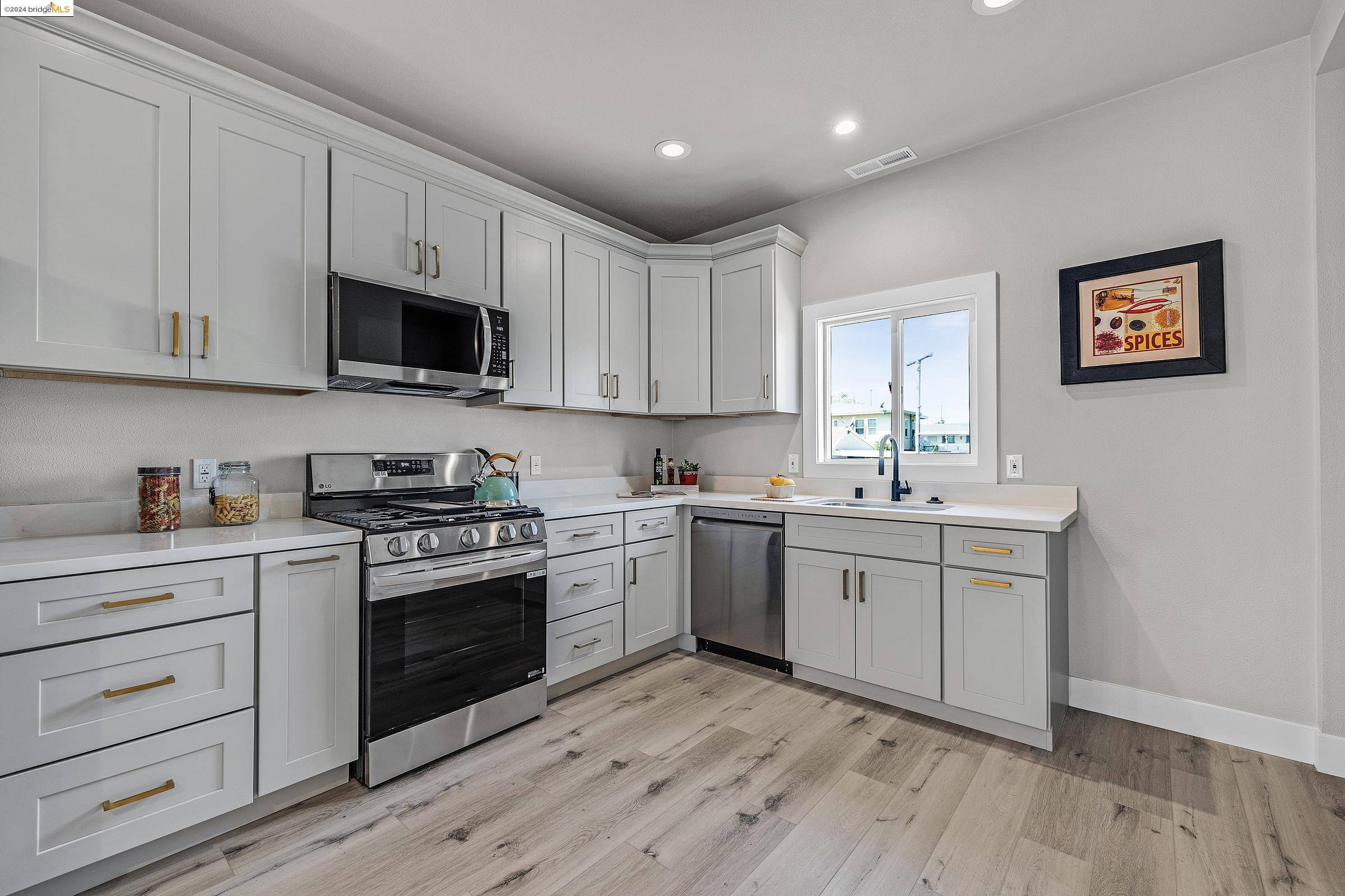 Richmond, CA 94801,609 19Th St