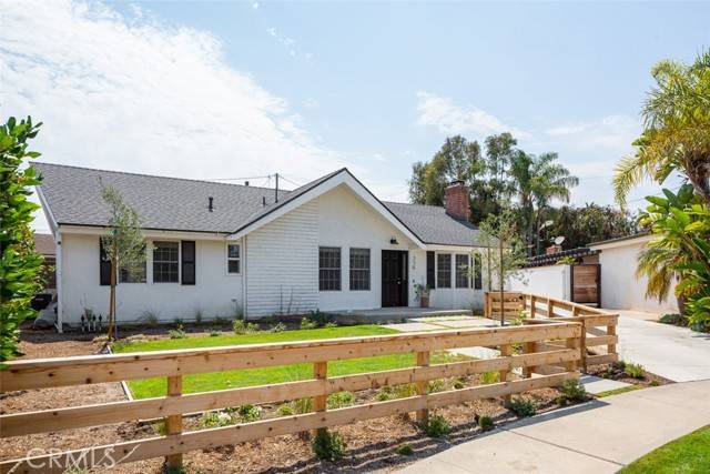 Newport Beach, CA 92660,339 Peach Tree LN