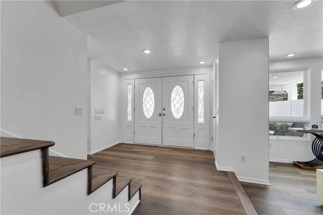 Chatsworth, CA 91311,22137 Sonoma PL