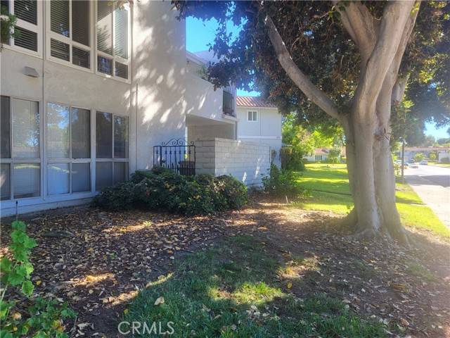 Laguna Woods, CA 92637,2111 Via Puerta A