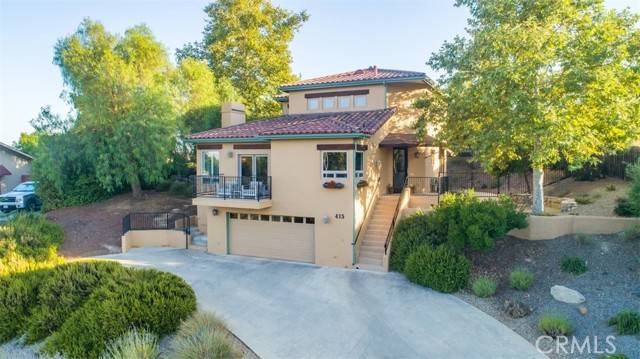 Paso Robles, CA 93446,415 Peachtree LN