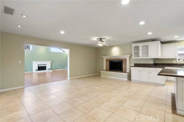 Huntington Beach, CA 92647,6001 Glenwood DR