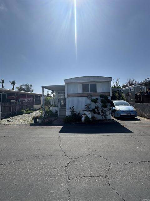 Oceanside, CA 92054,66 Maywood LN