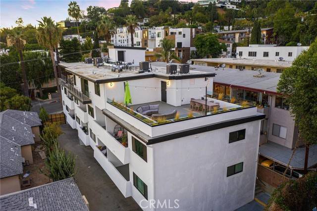 West Hollywood, CA 90069,1210 Larrabee ST 9