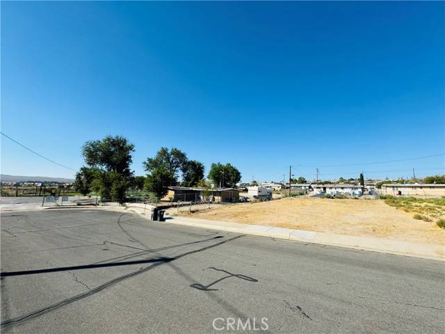 Barstow, CA 92311,1426 Sage DR