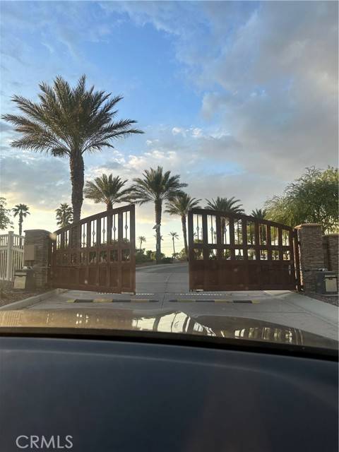 La Quinta, CA 92253,52270 Day Star DR