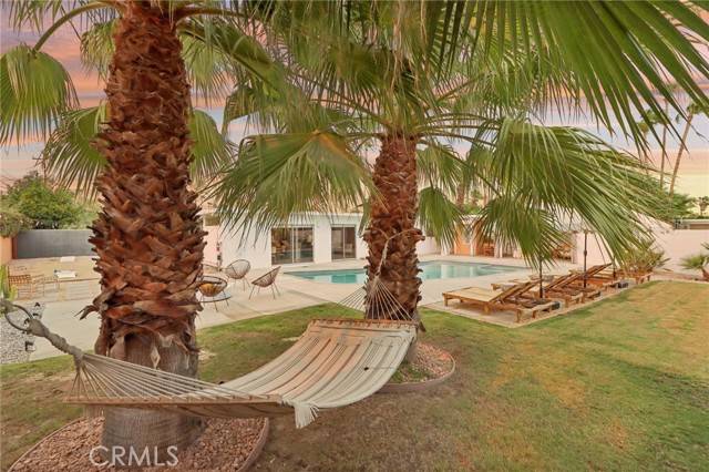 Palm Springs, CA 92264,633 South Canon DR