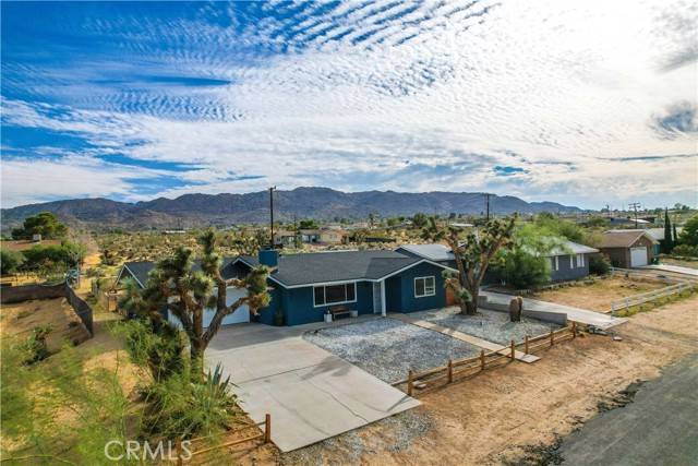 Joshua Tree, CA 92252,61475 Alta Vista DR