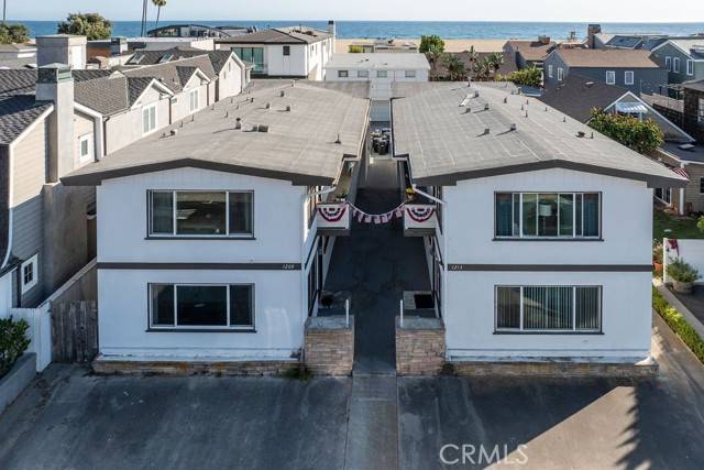 Newport Beach, CA 92661,1213 W Balboa BLD