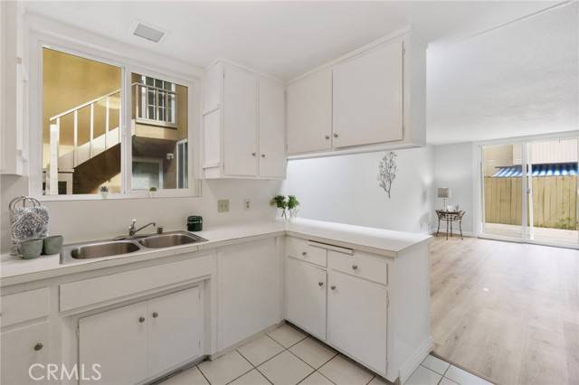 Newport Beach, CA 92663,5204 Neptune Ave