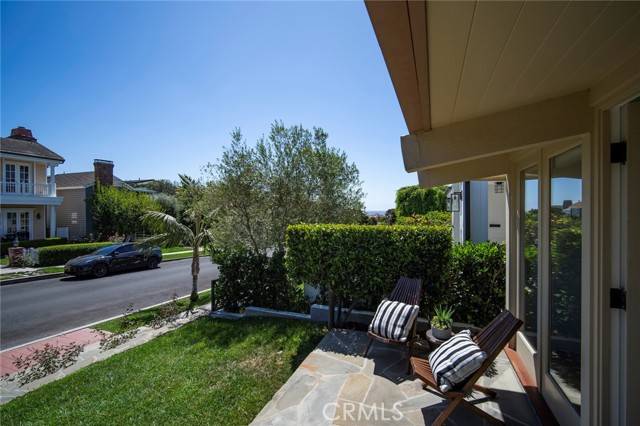 Corona Del Mar, CA 92625,237 Heliotrope AVE