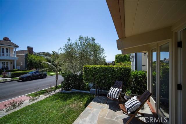 Corona Del Mar, CA 92625,237 Heliotrope AVE