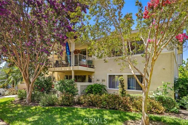 Laguna Woods, CA 92637,375 Avenida Castilla B