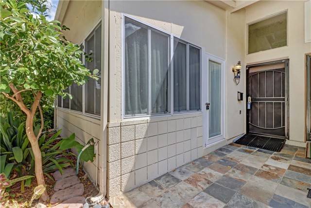 Laguna Woods, CA 92637,32 CALLE ARAGON A