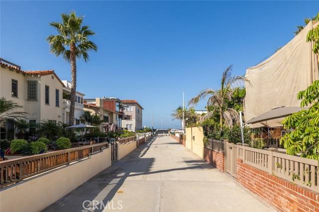 Hermosa Beach, CA 90254,58 10th CT A