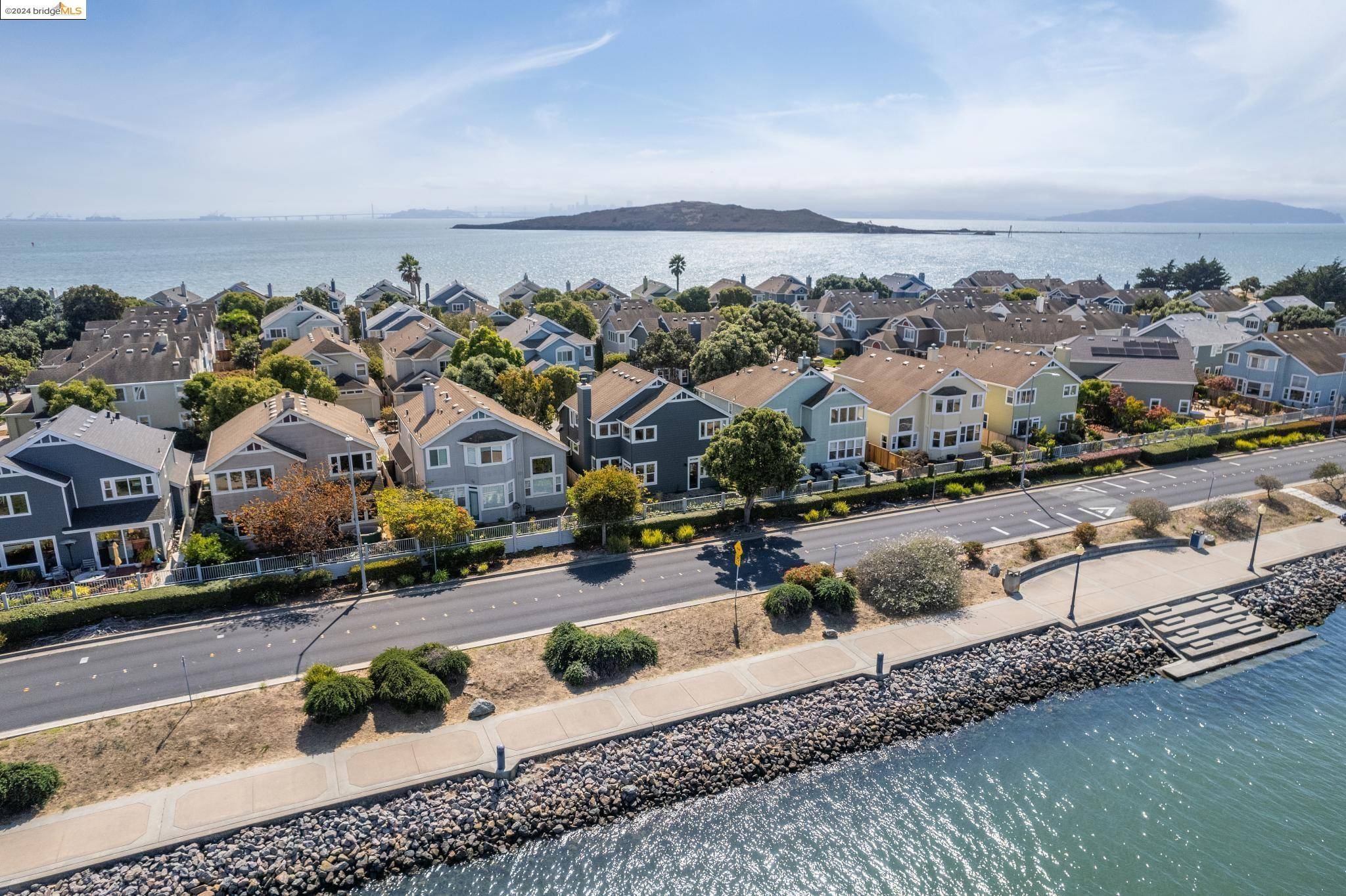 Richmond, CA 94804,31 Sandpoint Dr