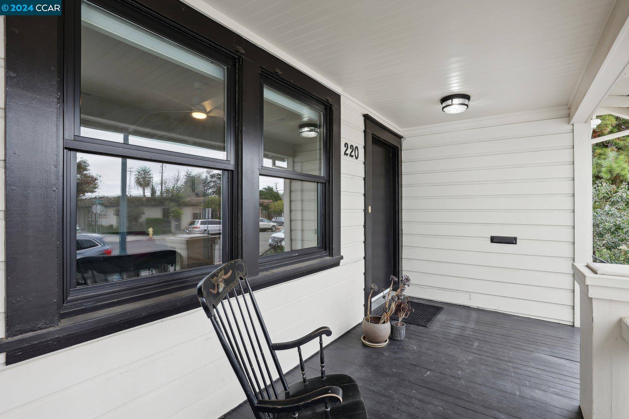 Tracy, CA 95376,220 W 10Th St