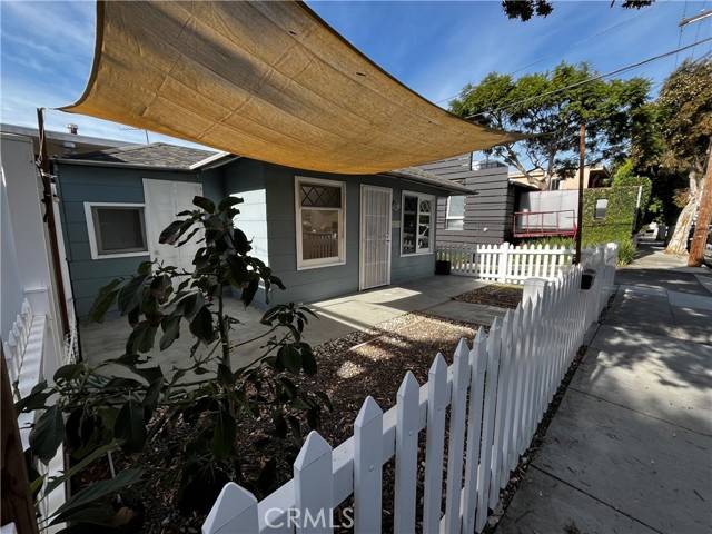 Santa Monica, CA 90405,2638 6th ST