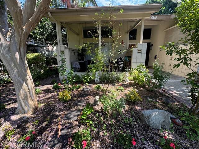 Laguna Woods, CA 92637,120 Via Estrada A