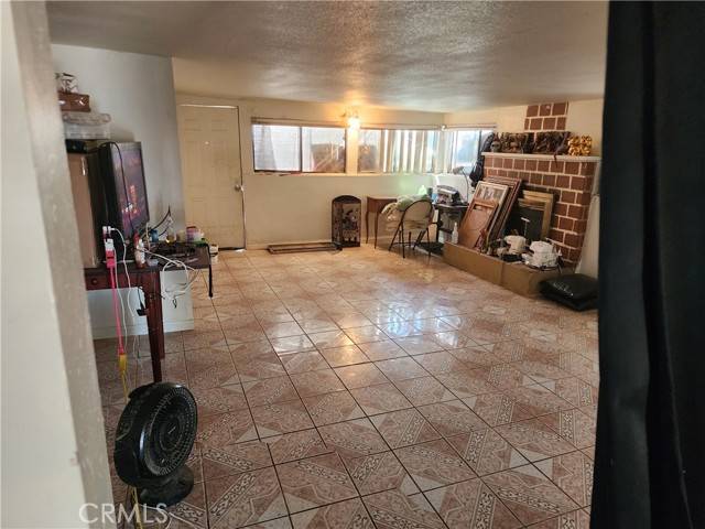 Perris, CA 92570,279 W 1st ST