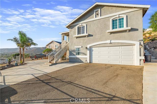 Jurupa Valley, CA 92509,3595 Manor DR