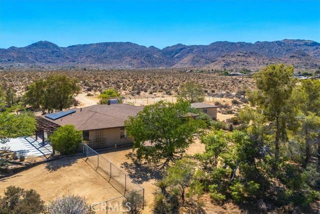 Joshua Tree, CA 92252,7670 Quail Springs RD