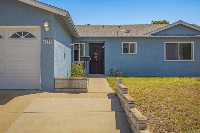 Oceanside, CA 92057,4938 Luna DR