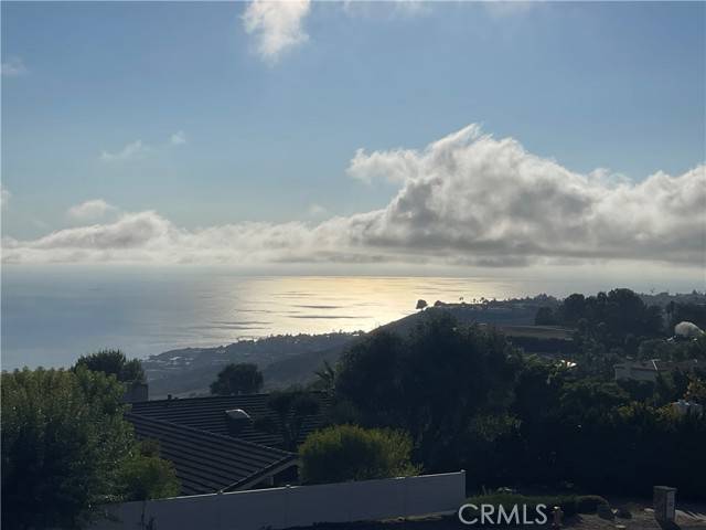 Rancho Palos Verdes, CA 90275,36 Oceanaire DR