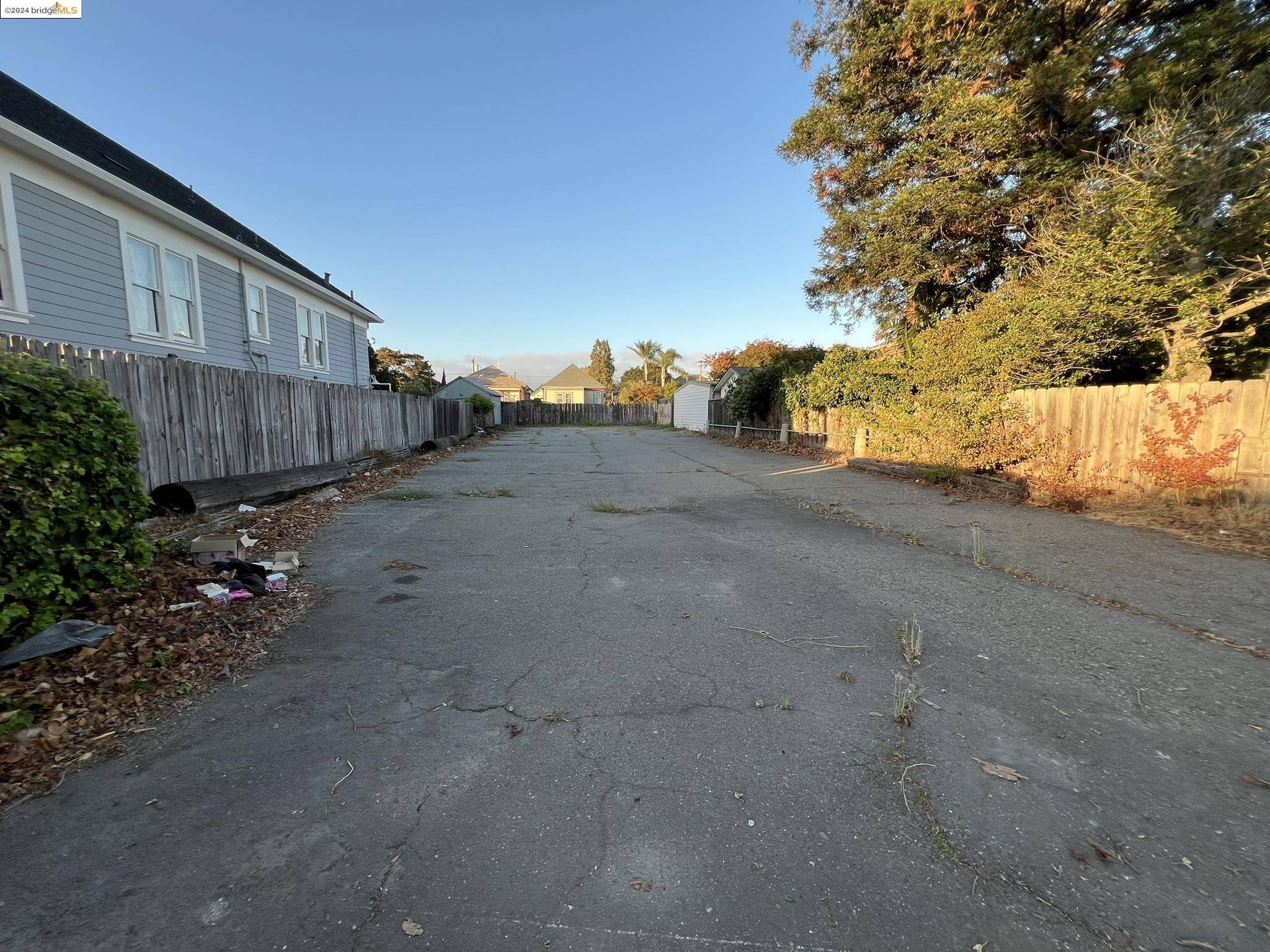 Alameda, CA 94501,2063 Lincoln Ave
