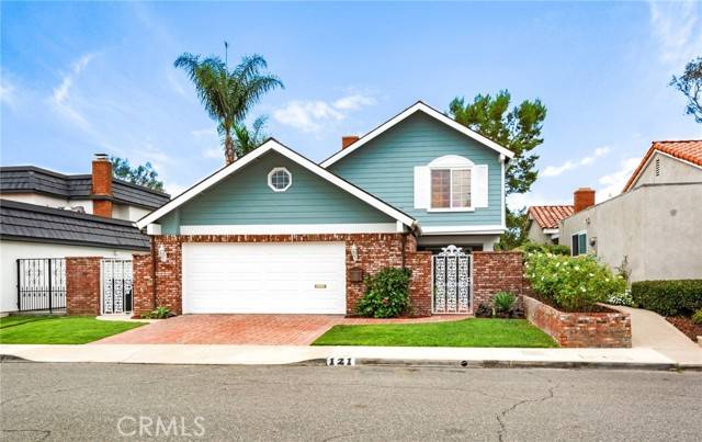 Costa Mesa, CA 92627,121 The Masters CIR