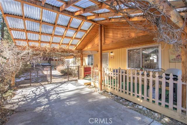 Big Bear Lake, CA 92315,410 Oriole DR