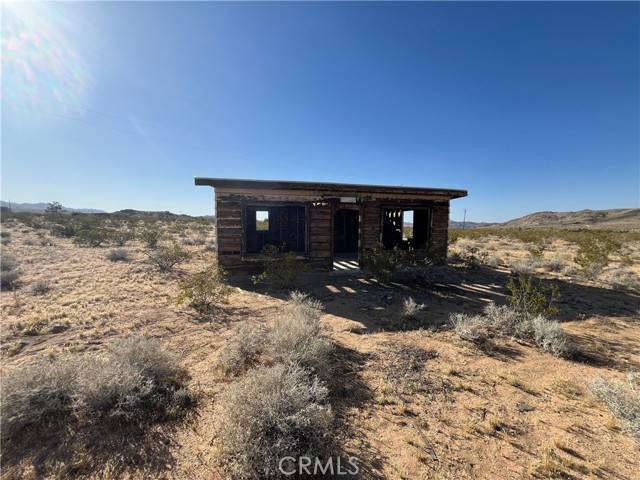 Landers, CA 92285,0 Lilac LN