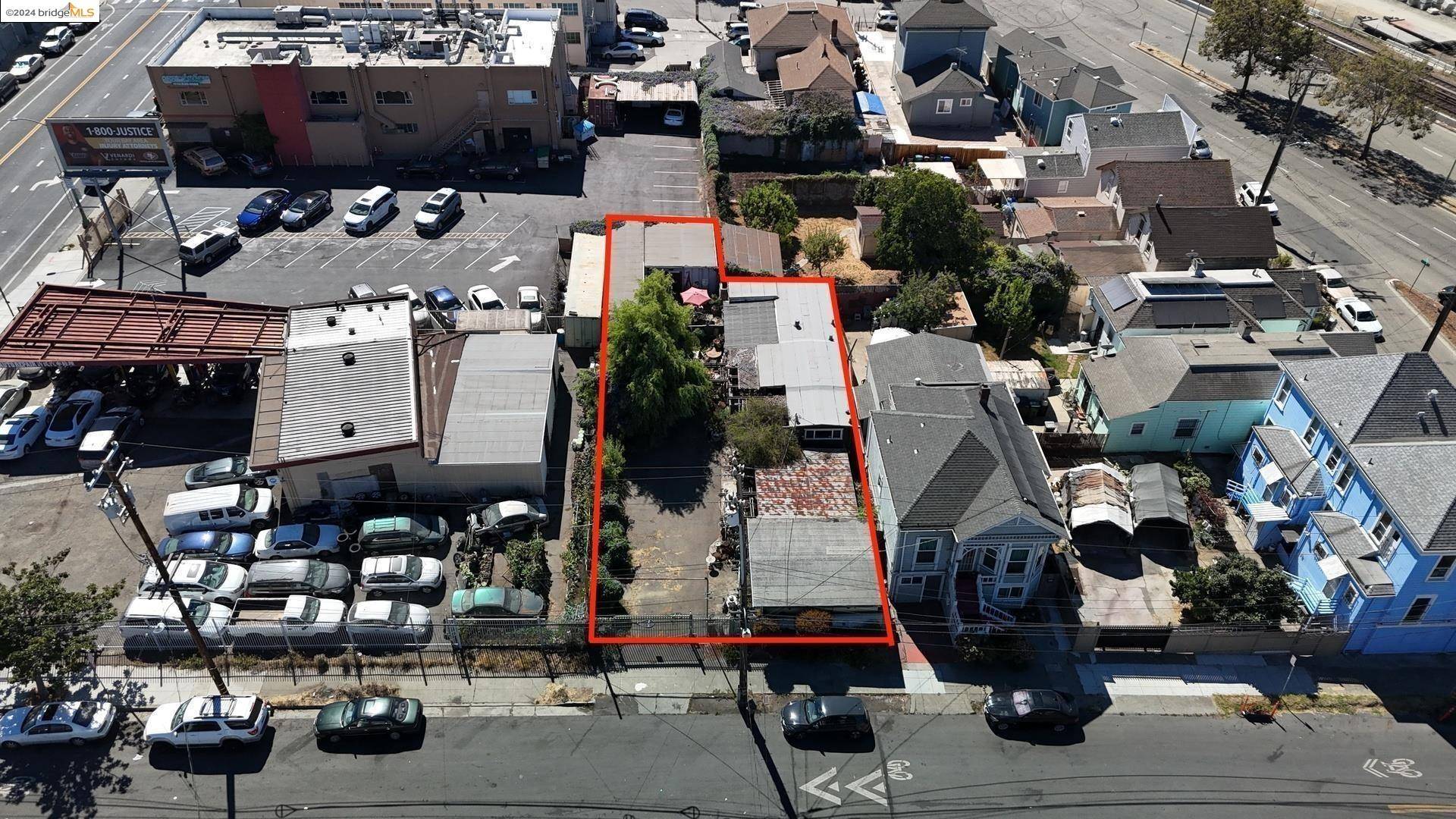 Oakland, CA 94606,1126 11th AVE