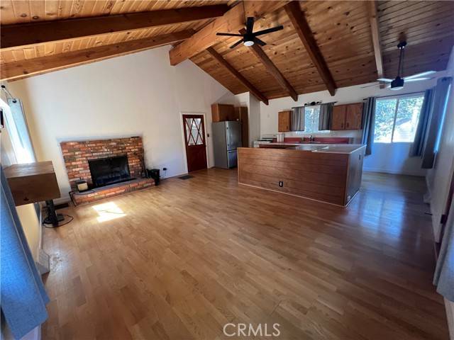 Crestline, CA 92325,647 Pyramid DR